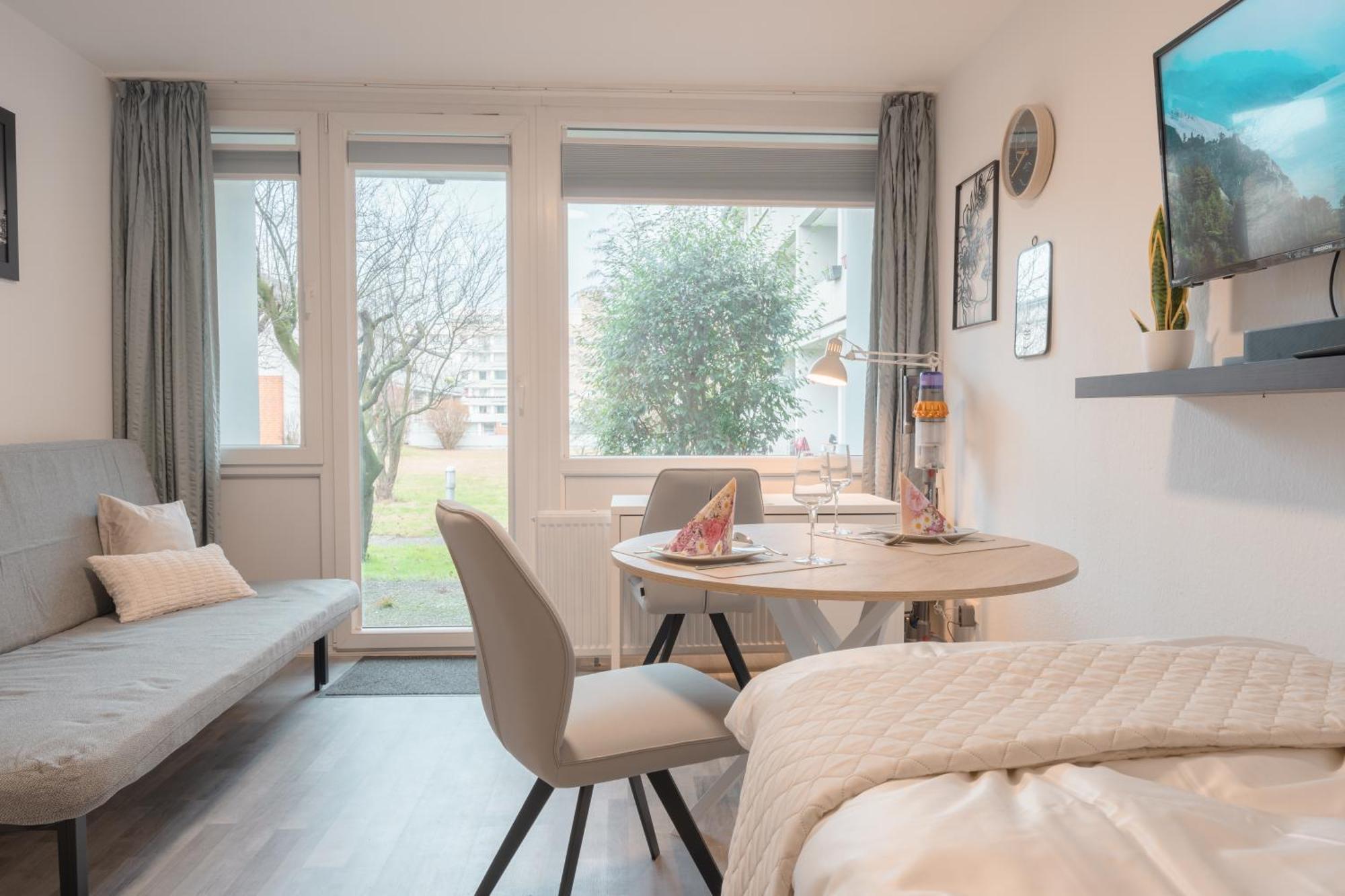 Zentral Nah Mhh Terrasse Komfort - Haustiere Willkommen Appartement