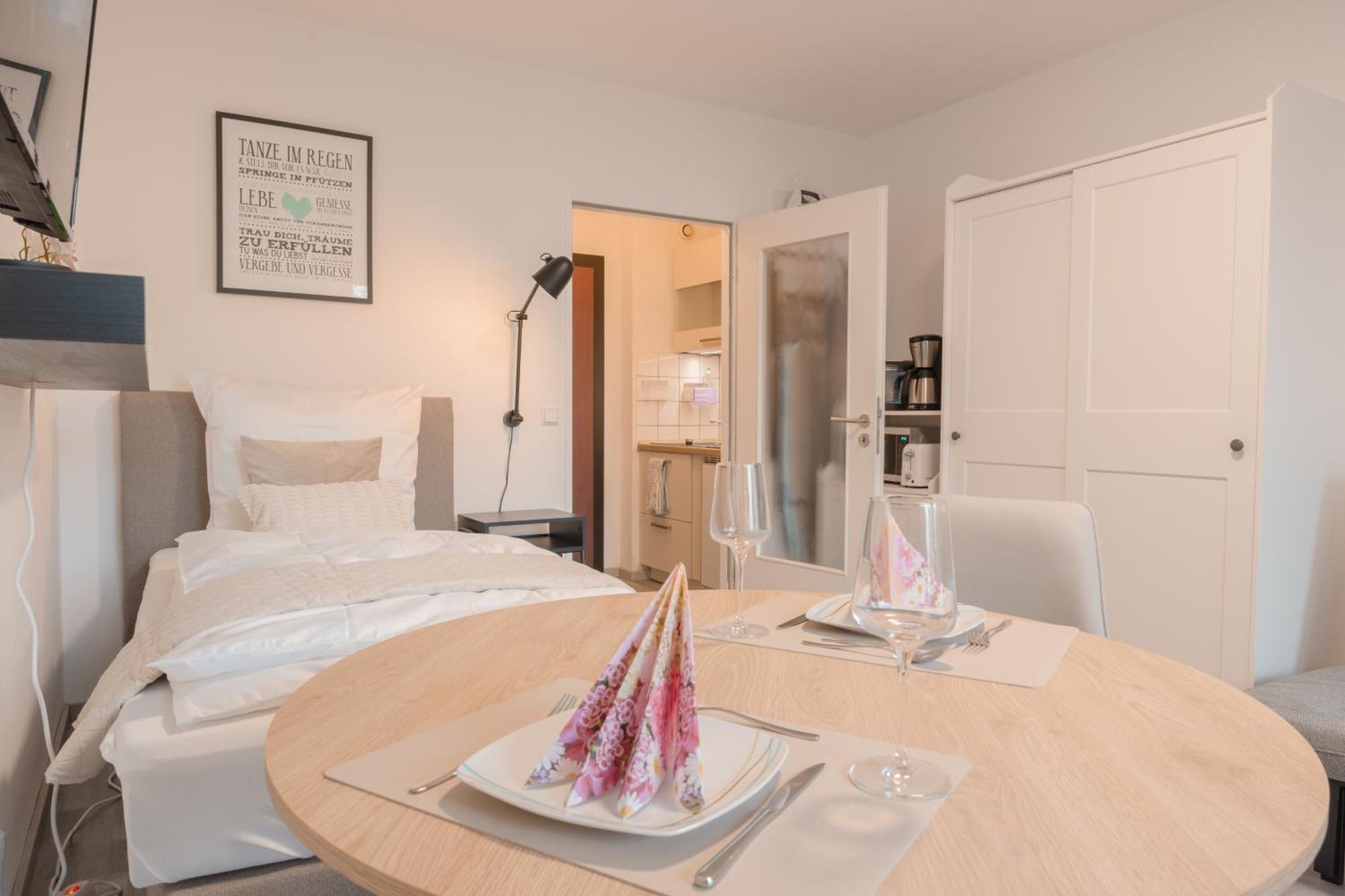 Zentral Nah Mhh Terrasse Komfort - Haustiere Willkommen Appartement *